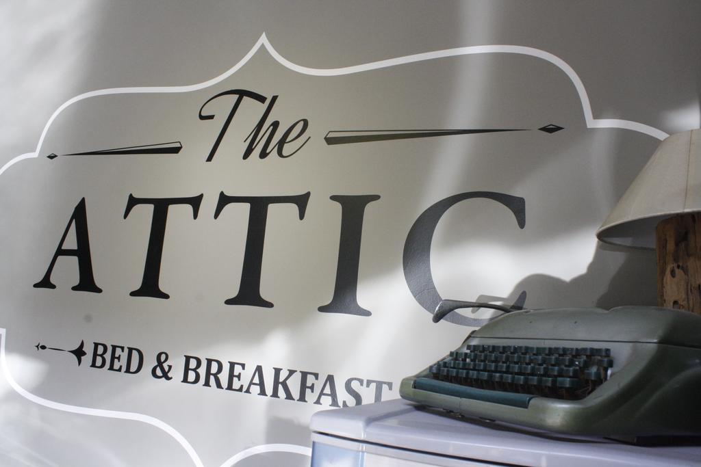 The Attic Bed & Breakfast Bandung Ngoại thất bức ảnh