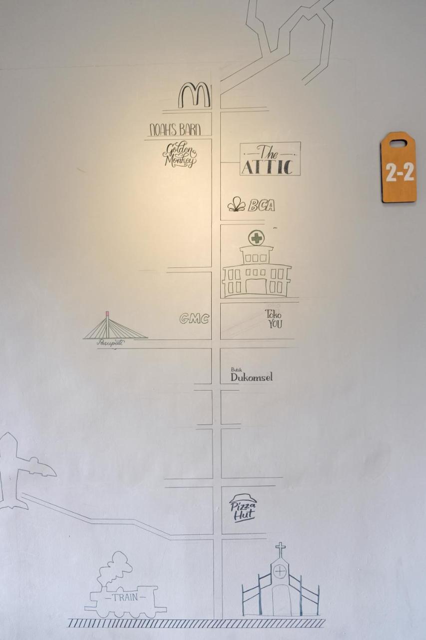 The Attic Bed & Breakfast Bandung Ngoại thất bức ảnh