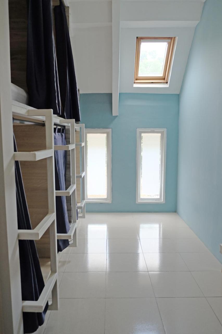 The Attic Bed & Breakfast Bandung Ngoại thất bức ảnh